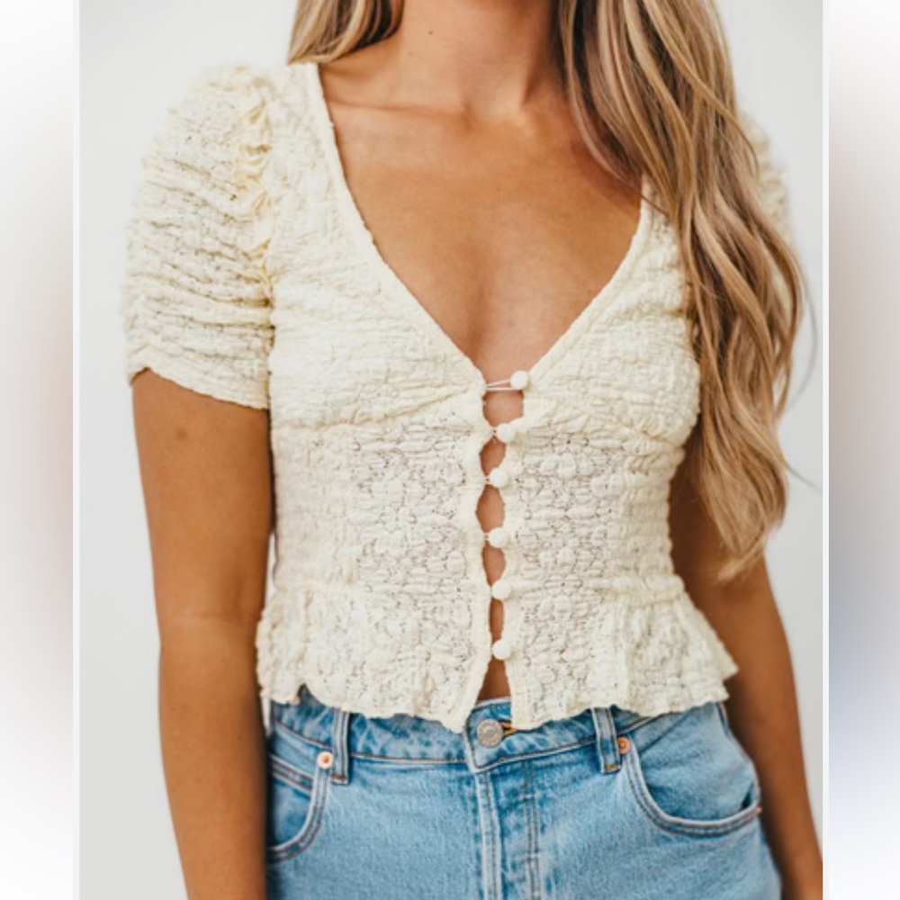 Kimchi Blue lace top